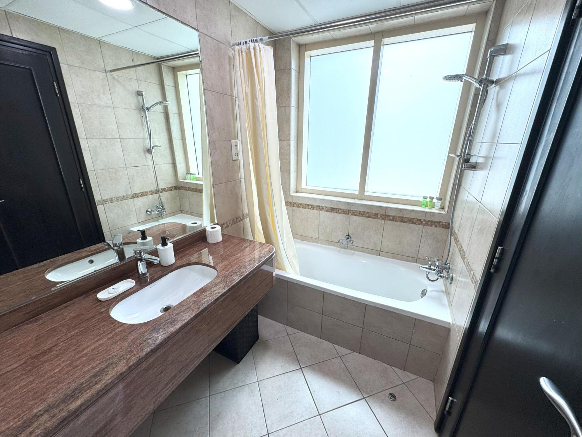 Sunrise Homes - A Lovely Near Jbr